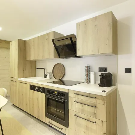 Bechar Le Magnifique- Garden - Sauna & Jacuzzi Chalet