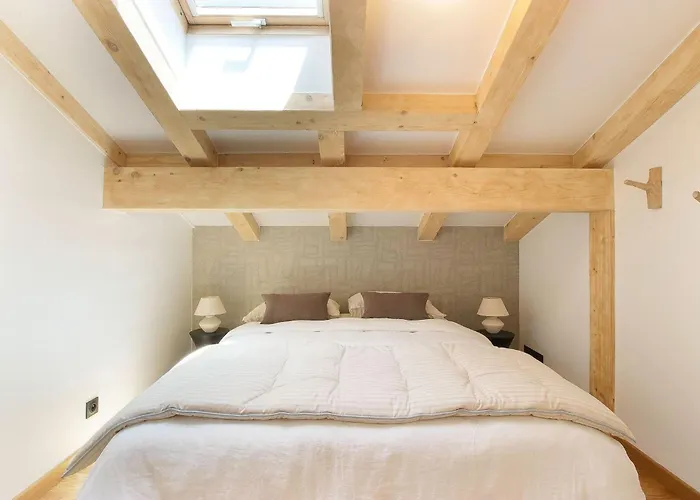 Bechar Le Magnifique- Garden - Sauna & Jacuzzi Chalet